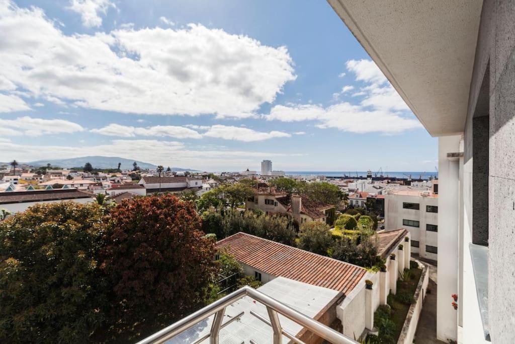 Penthouse City Center Apartment Ponta Delgada Buitenkant foto